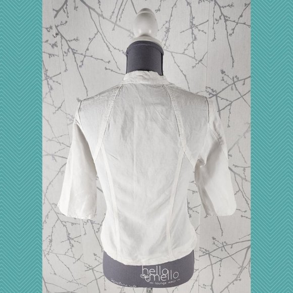 Ou Empereur Ou Rien White Button Front Cropped Blouse - Picture 3 of 4